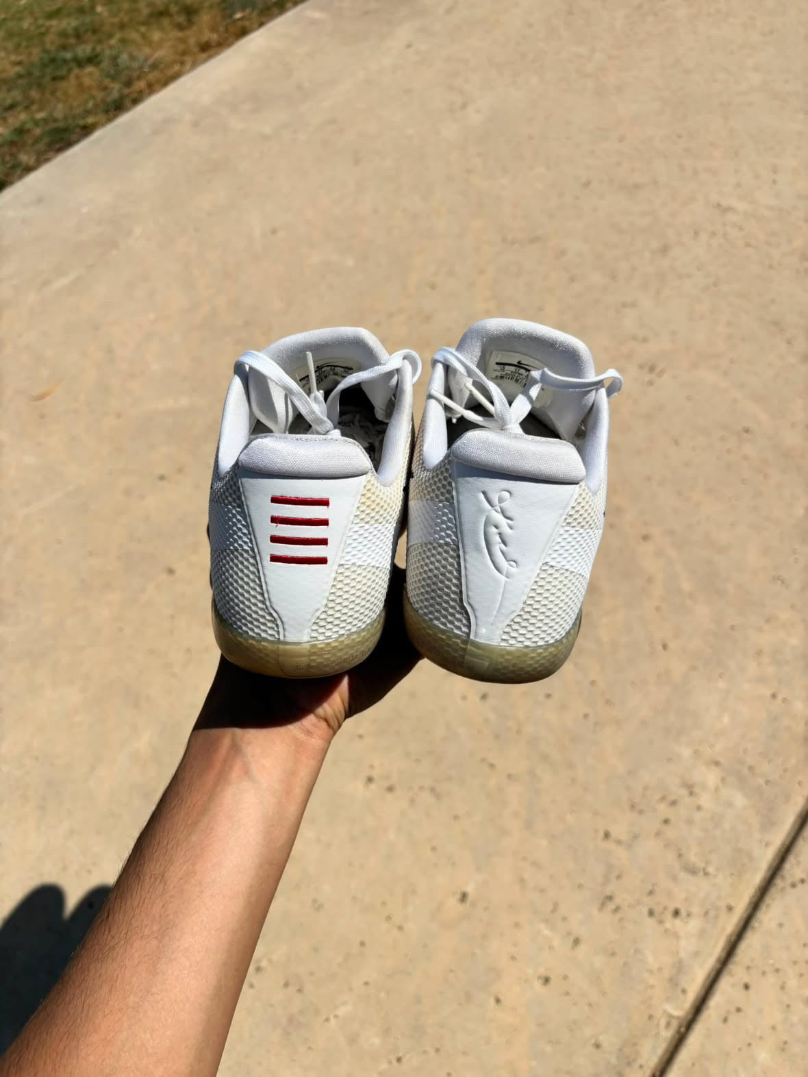 Size 12 - Nike Kobe 11 fundamentals