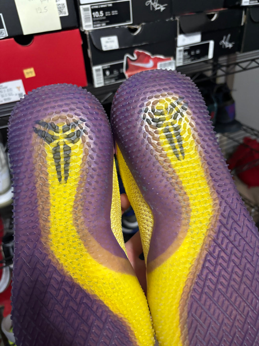Size 9 - Kobe Nxt 360 Yellow Strike