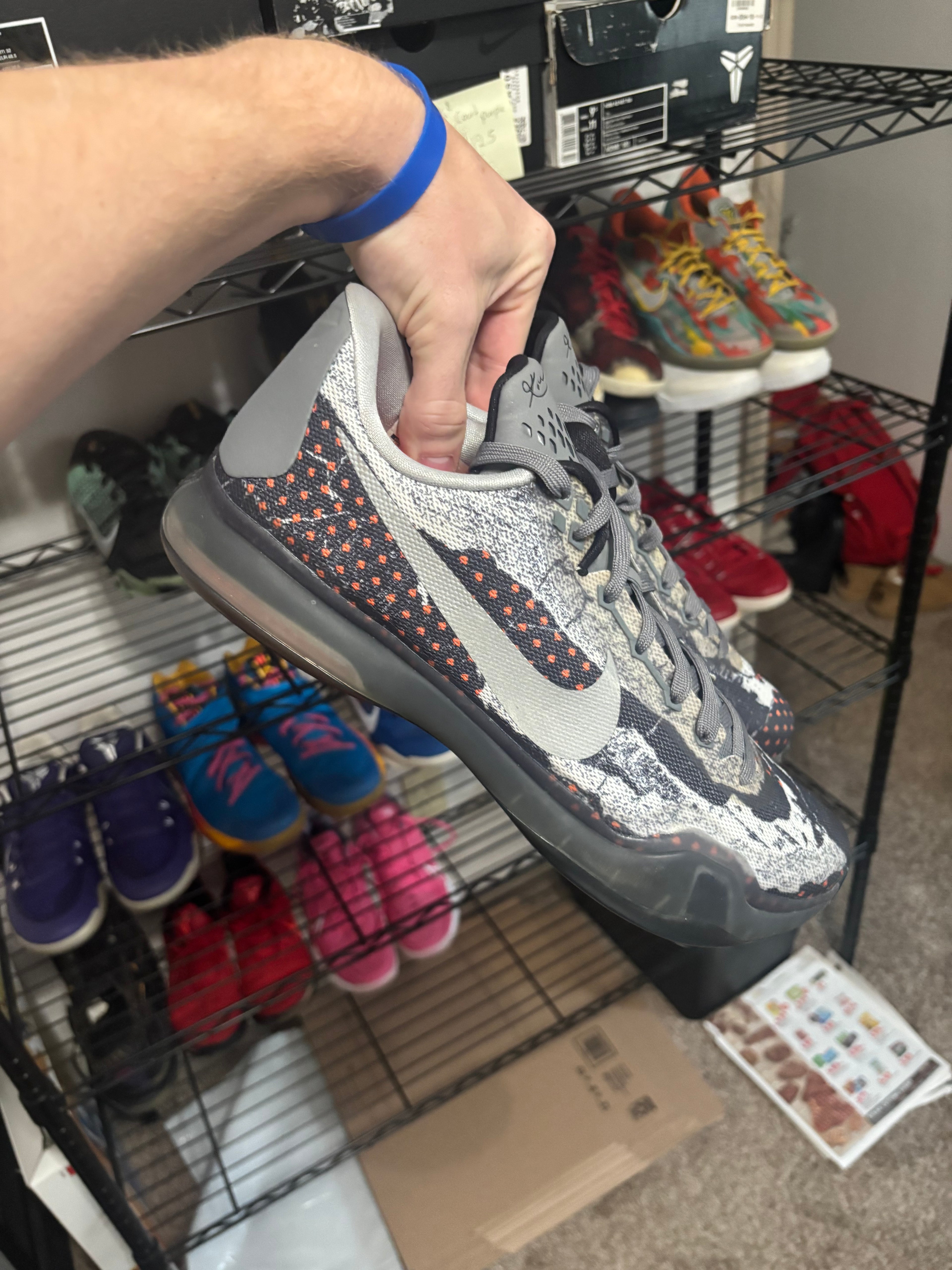 Size 11.5 - Nike Kobe 10 Pain