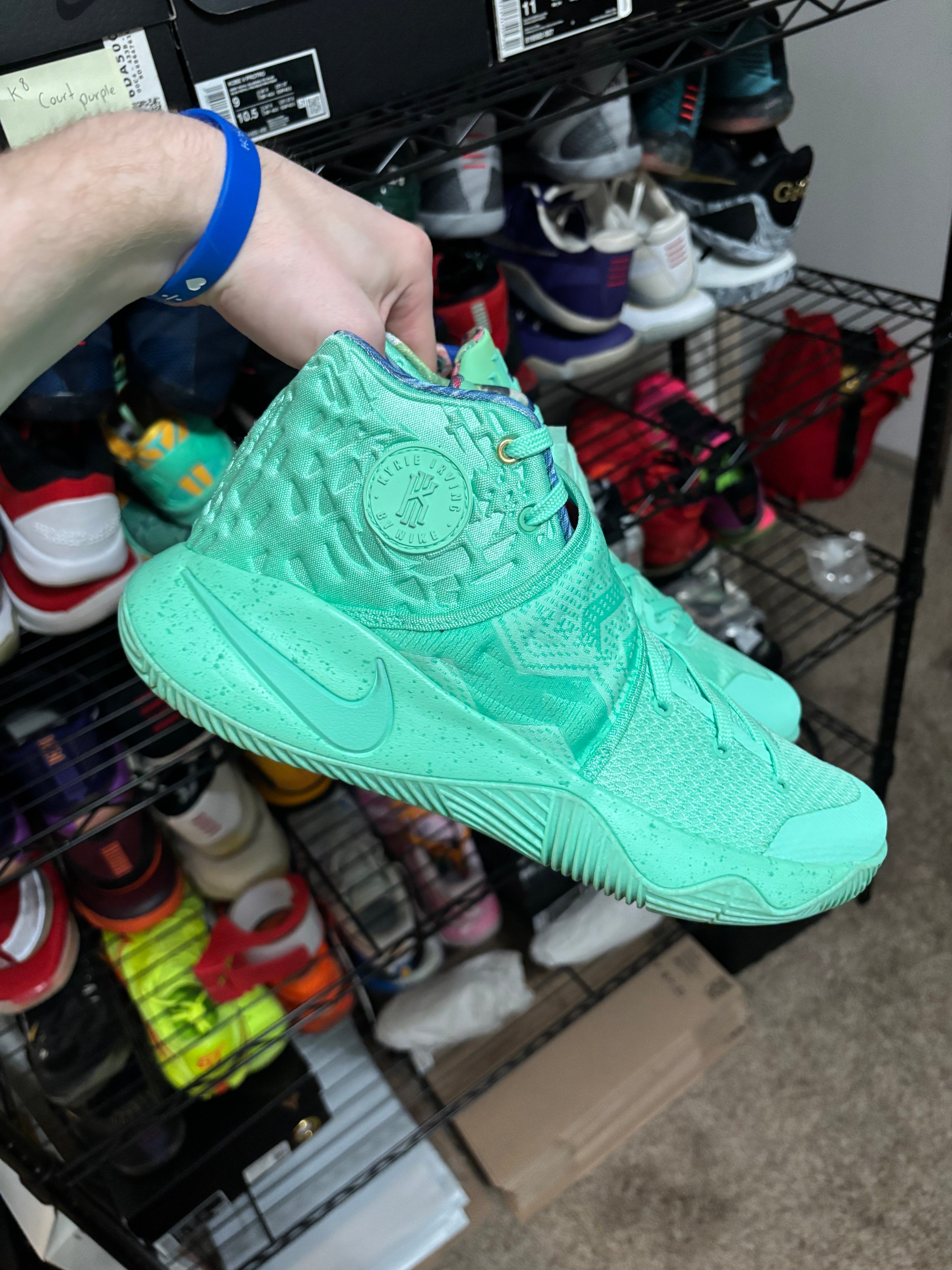 Size 10.5 - Nike Kyrie 2 What The EP Asia Exclusive