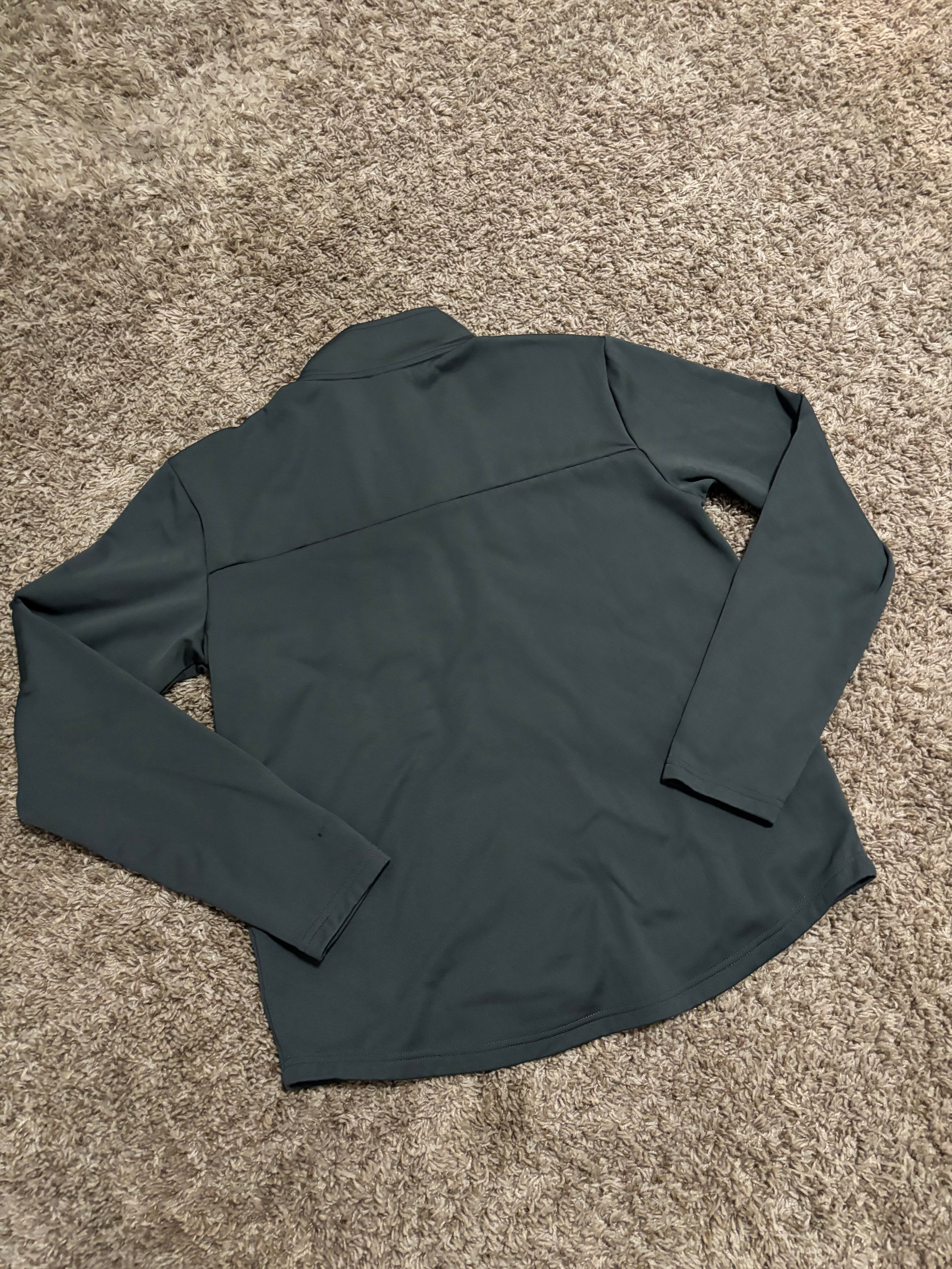 Size M - Georgetown Basketball Quarterzip