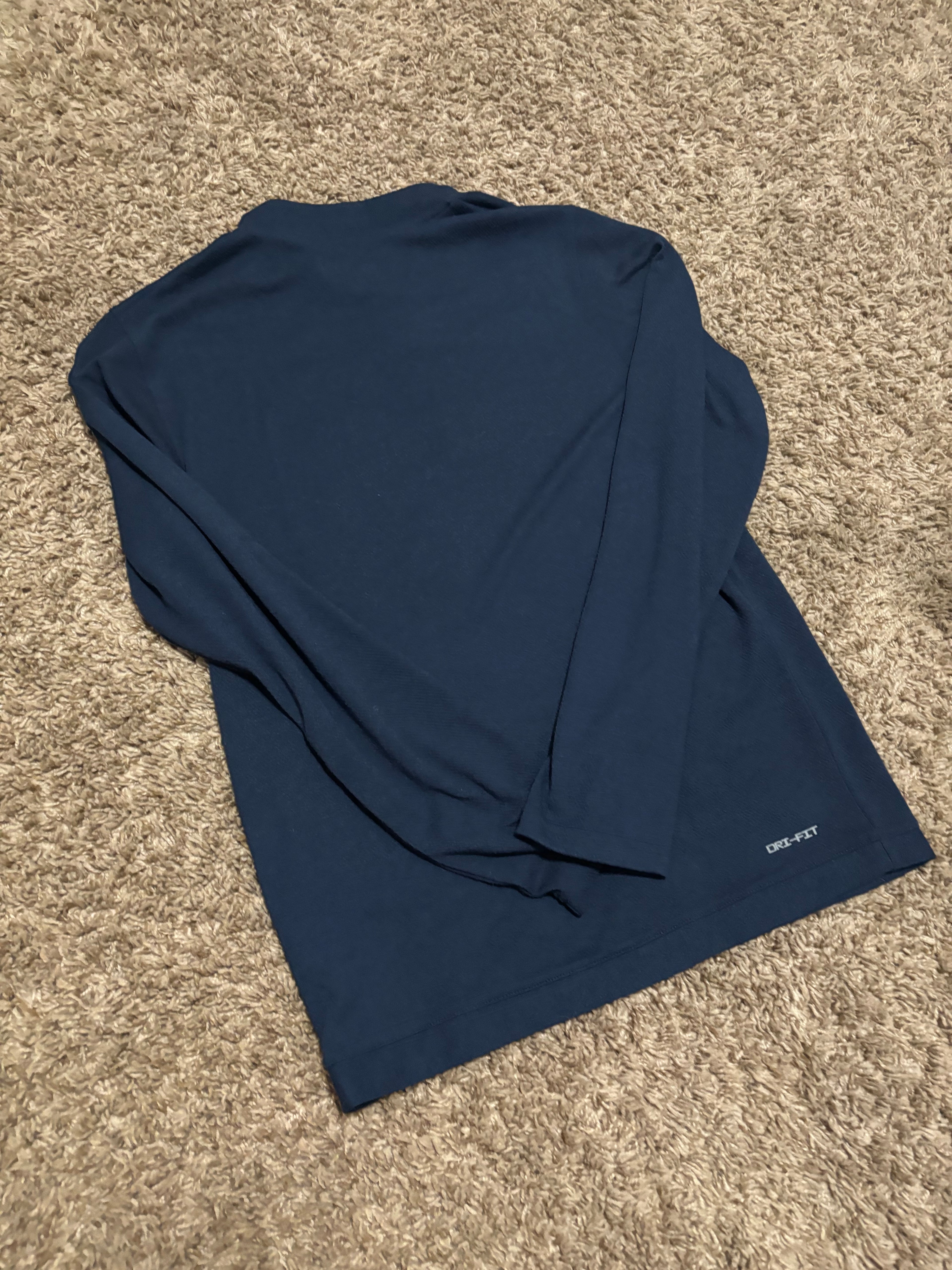 Size S - Georgetown Basketball Dri-Fit Long Sleeve