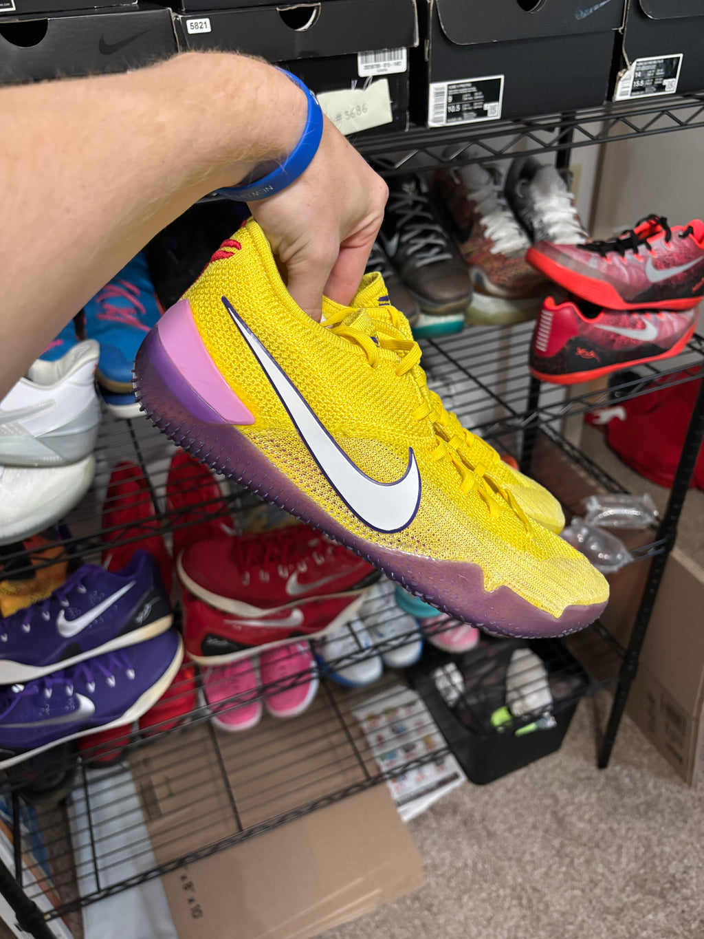 Size 11 - Nike Kobe Nxt 360 Yellow Strike