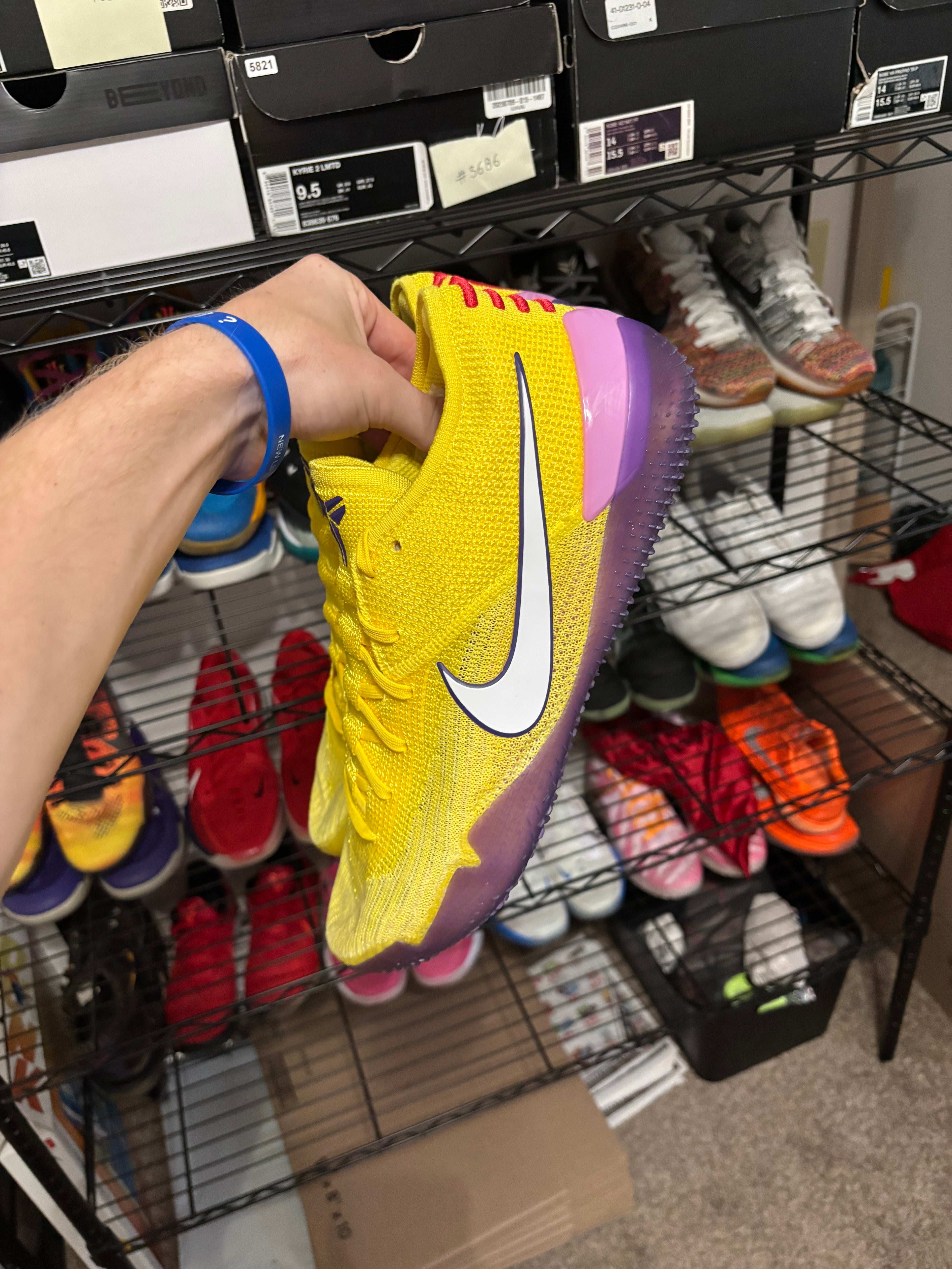 Size 13 - Nike Kobe Nxt 360 Yellow Strike