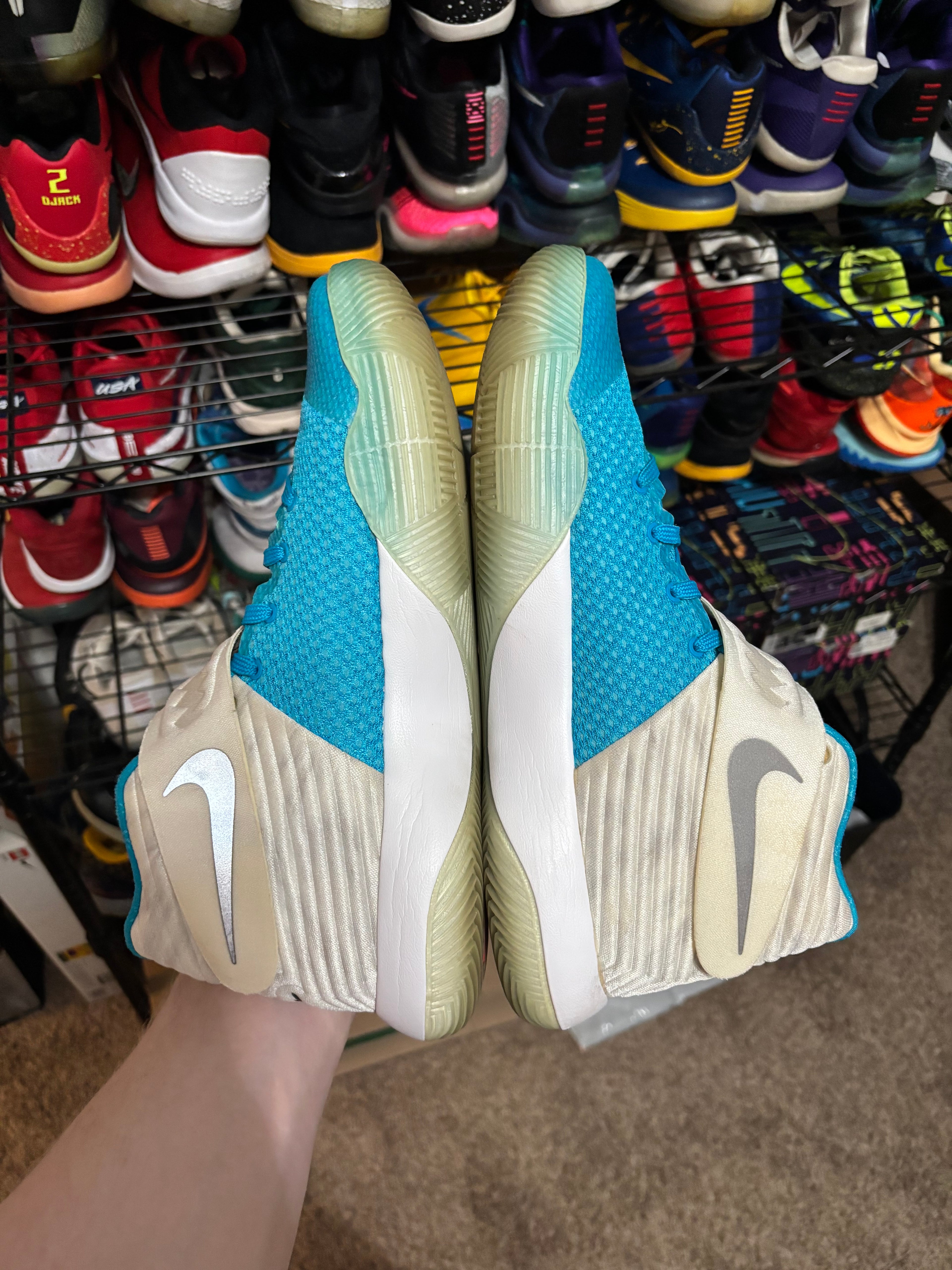 Size 11 - Nike Kyrie 2 XMAS