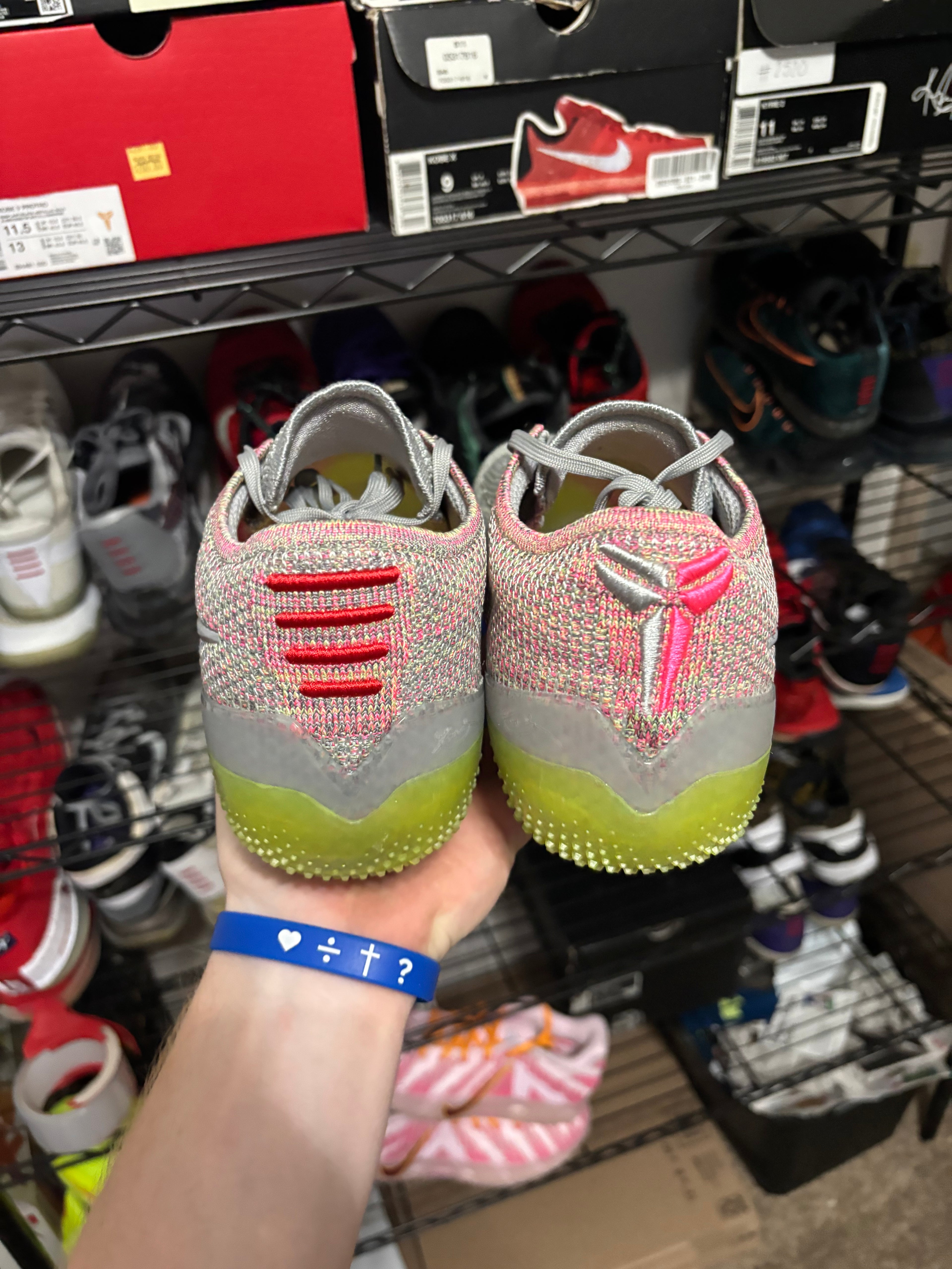 Size 9.5 - Nike Kobe Nxt 360 Grey Multicolor