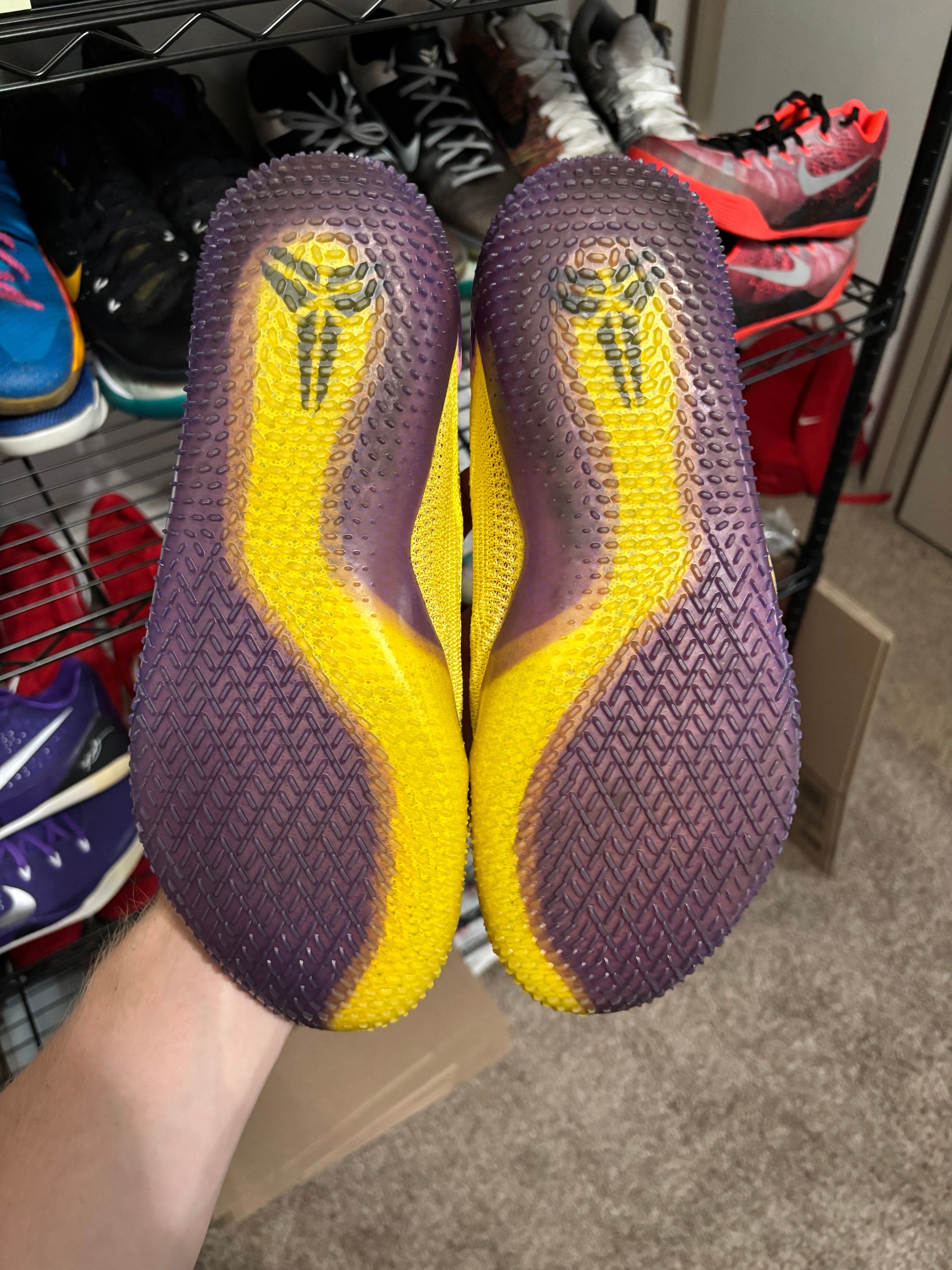 Size 11 - Nike Kobe Nxt 360 Yellow Strike