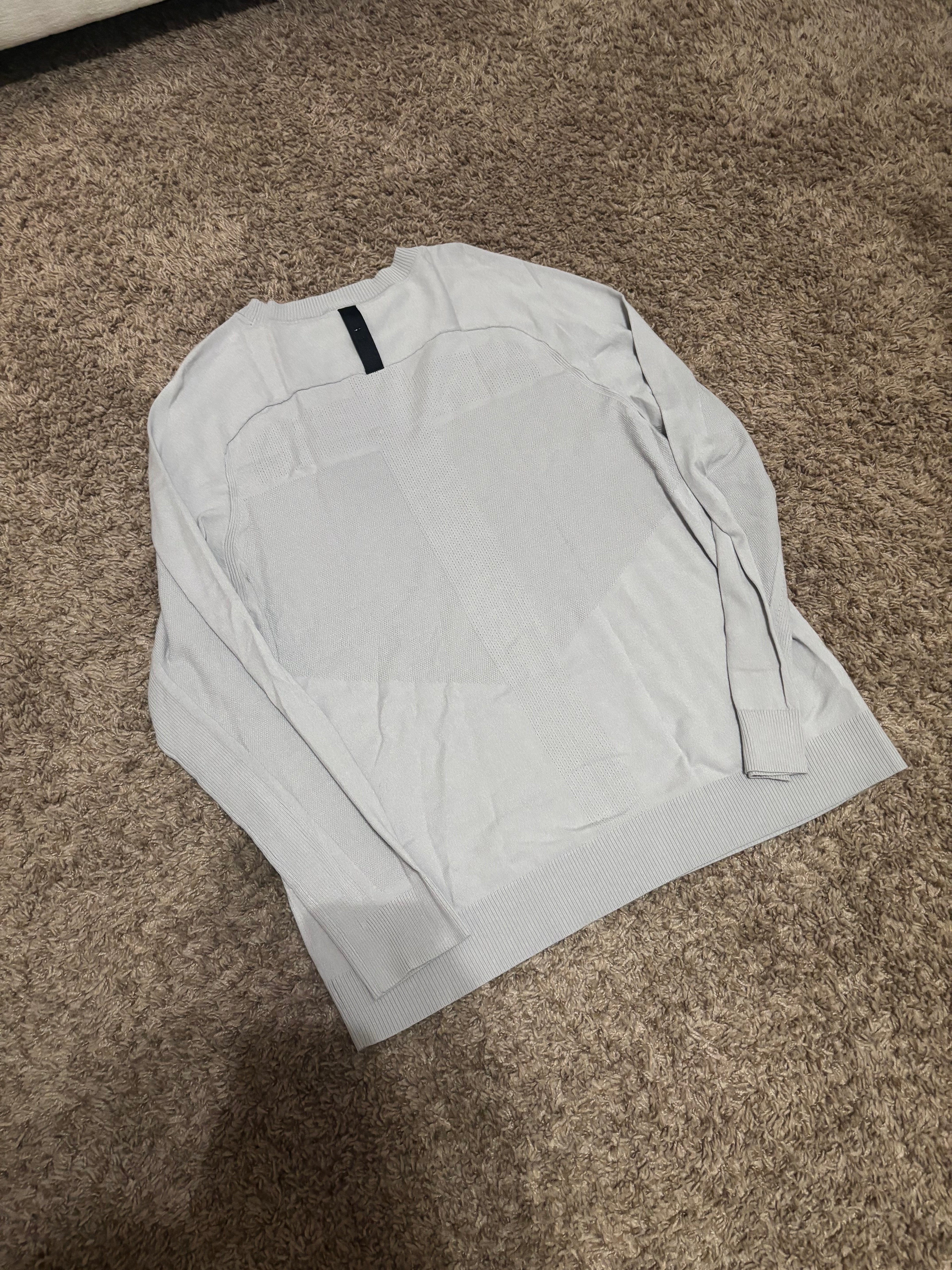 Size XL - Villanova Long Sleeve