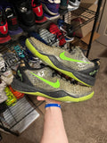 Size 12 - Nike Kobe 8 SS Christmas