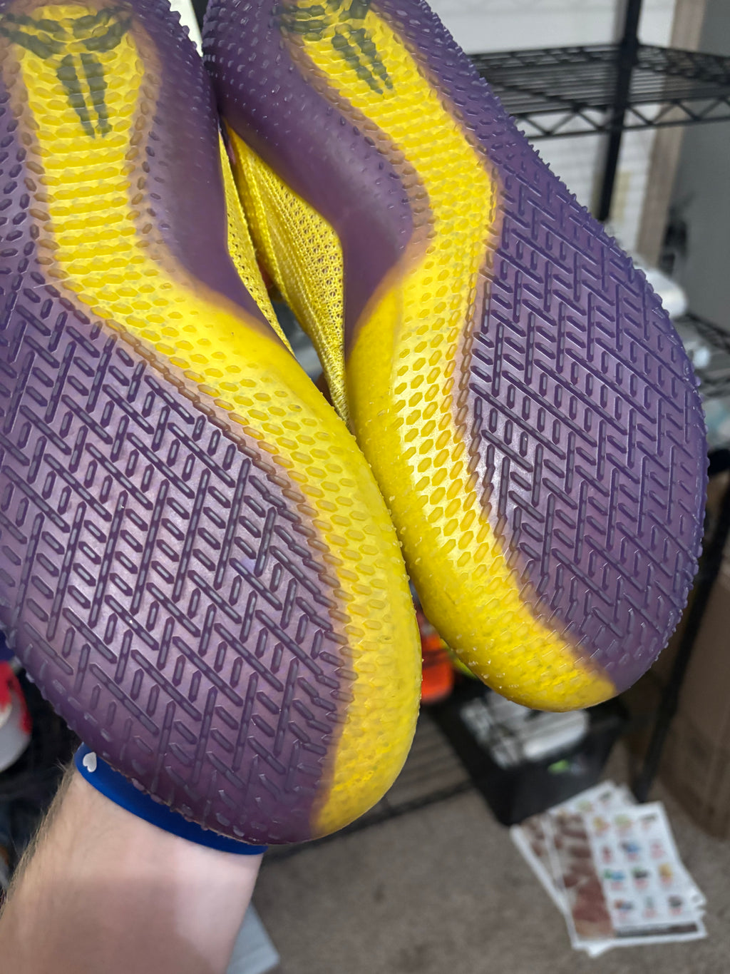 Size 10 - Nike Kobe NXT 360 Yellow Strike