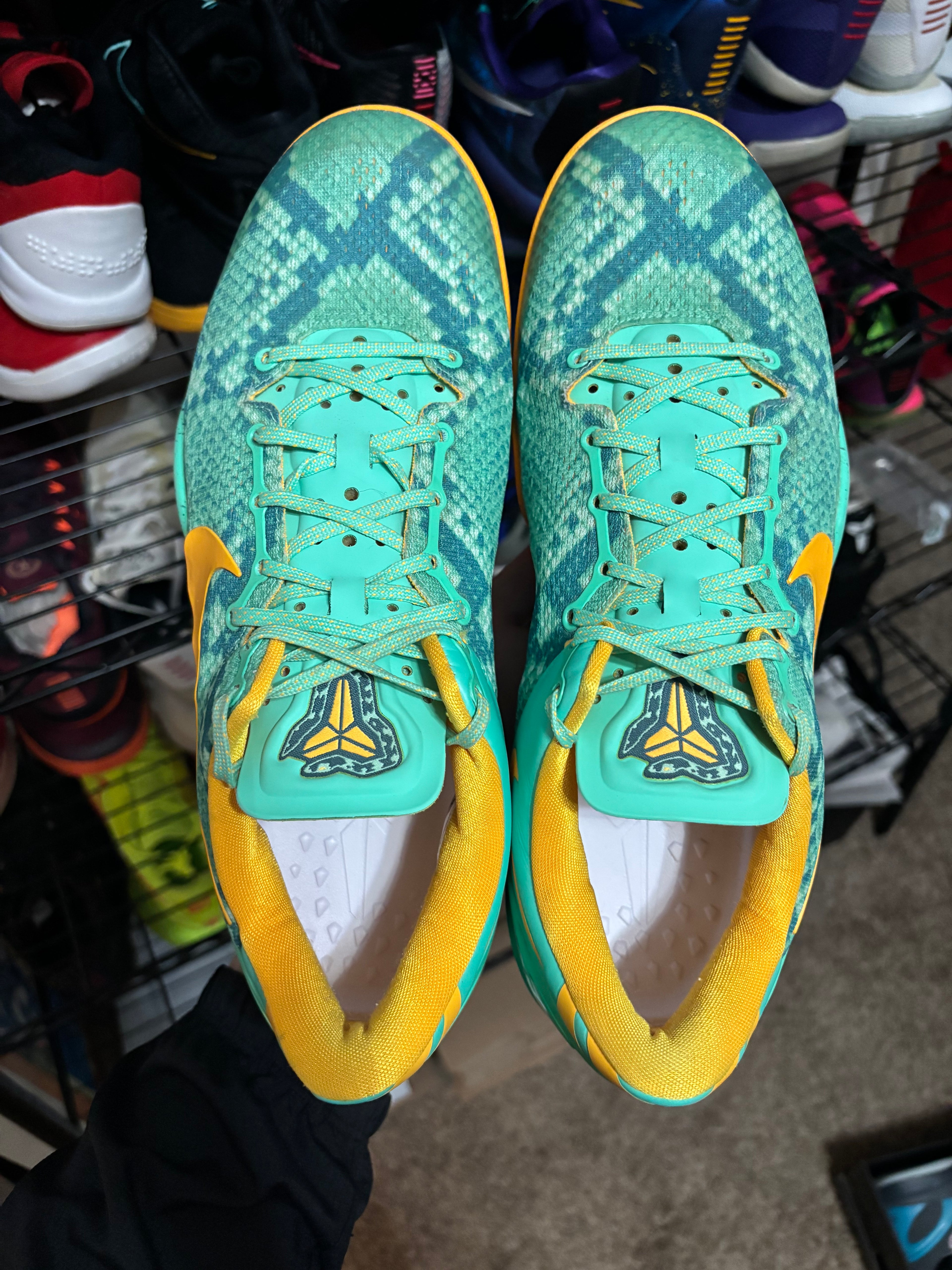 Size 11 - Nike Kobe 8 Green Glow