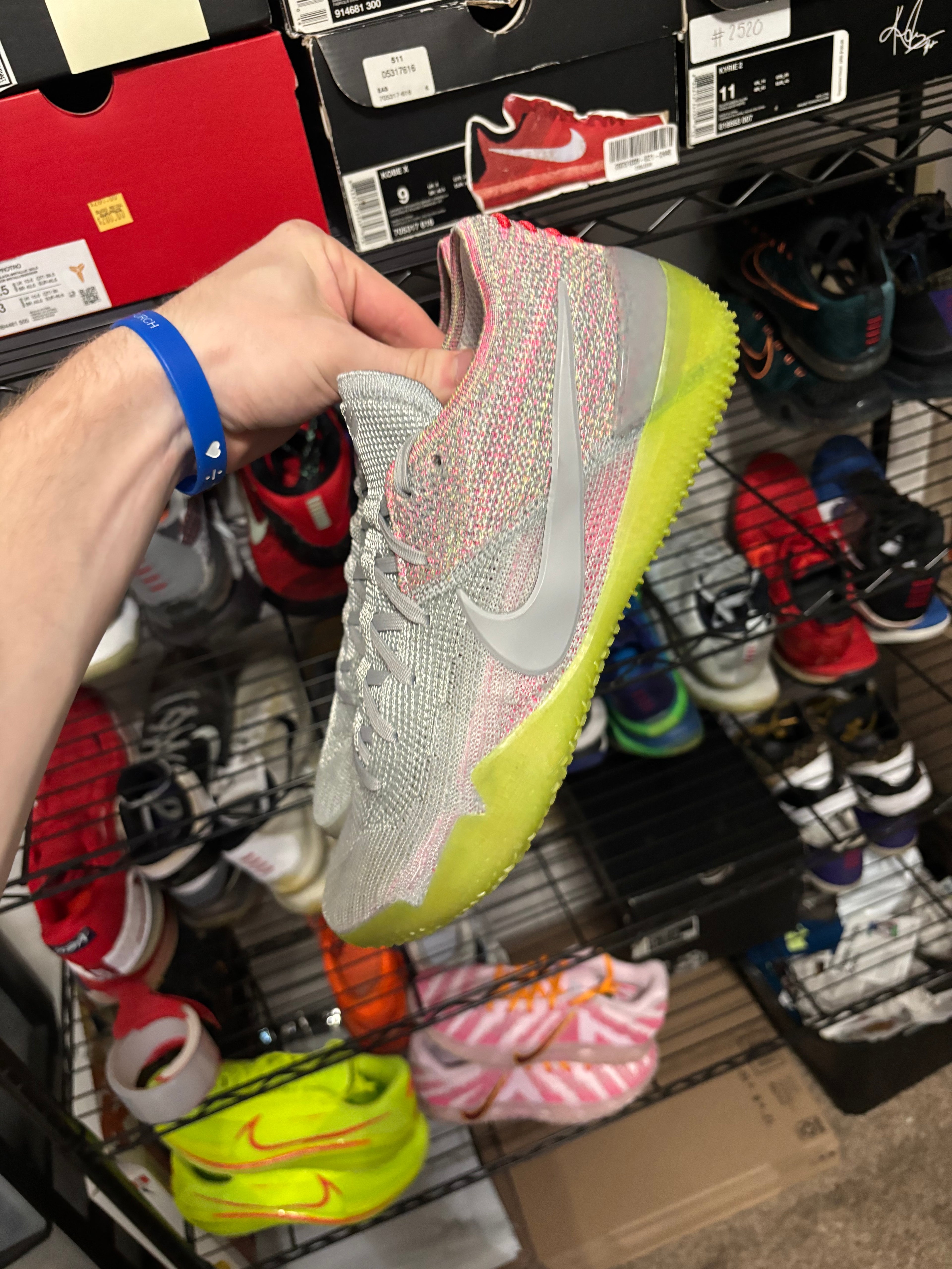 Size 9.5 - Nike Kobe Nxt 360 Grey Multicolor
