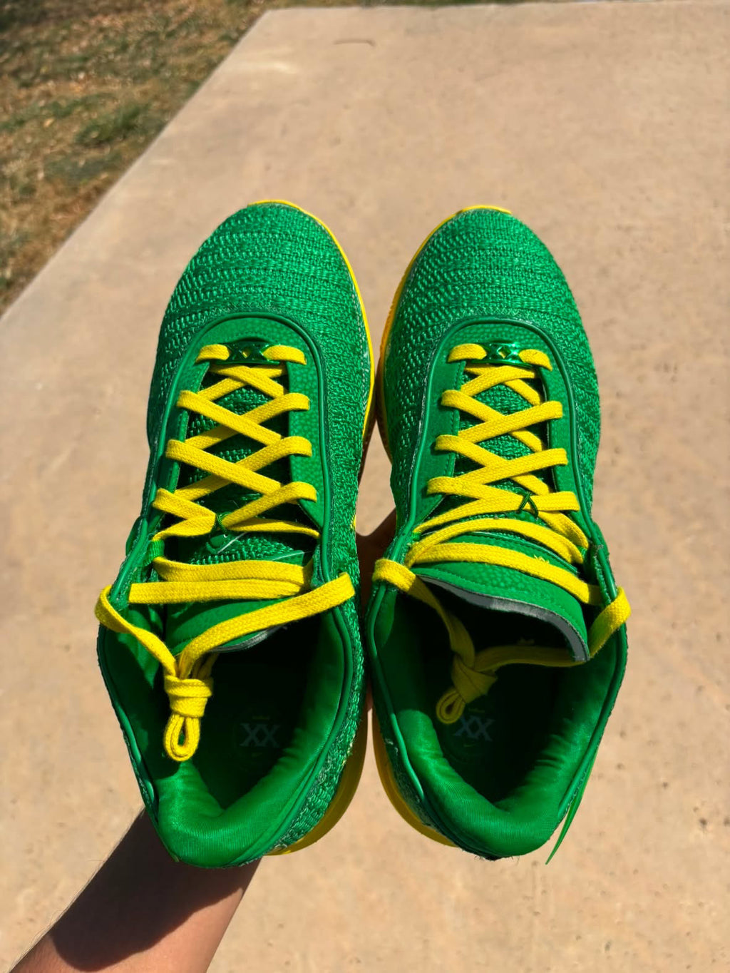 Size 12.5 - Nike LeBron 20 Oregon PE Green