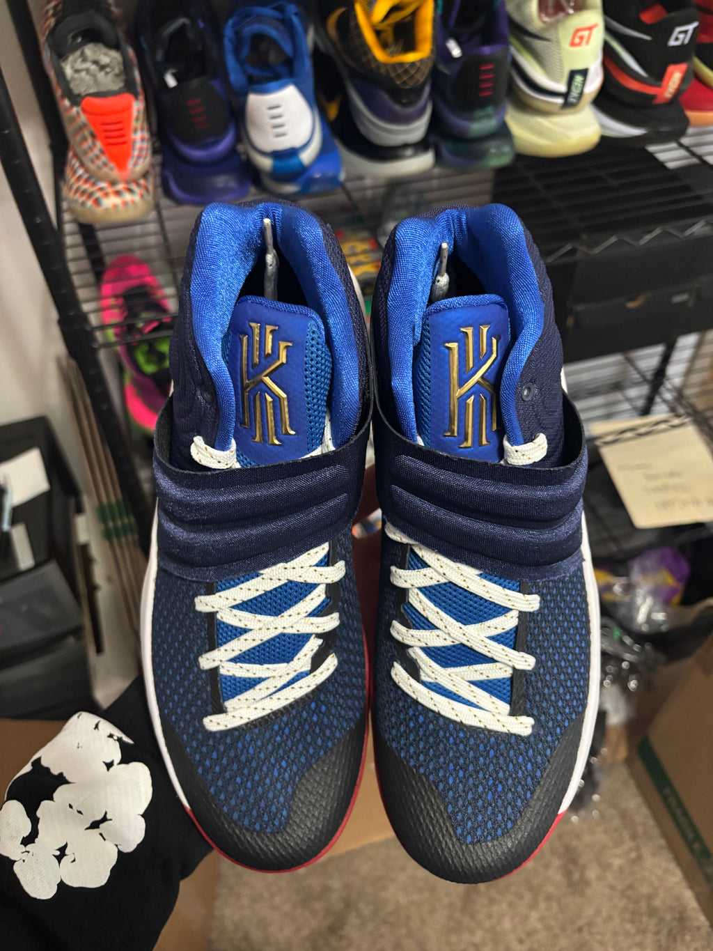 Size 11 - Nike Kyrie 2 NikeID
