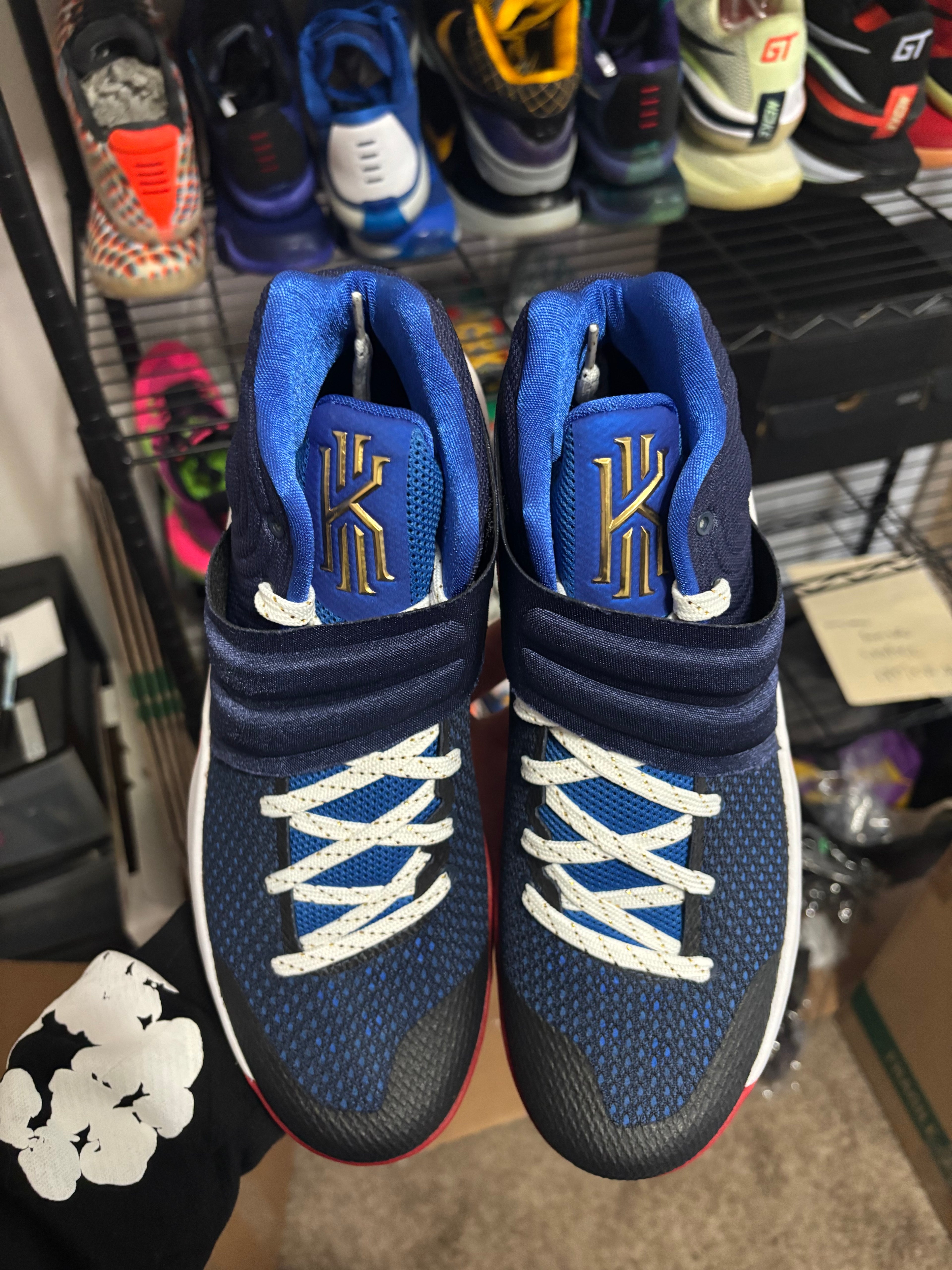 Size 11 - Nike Kyrie 2 NikeID