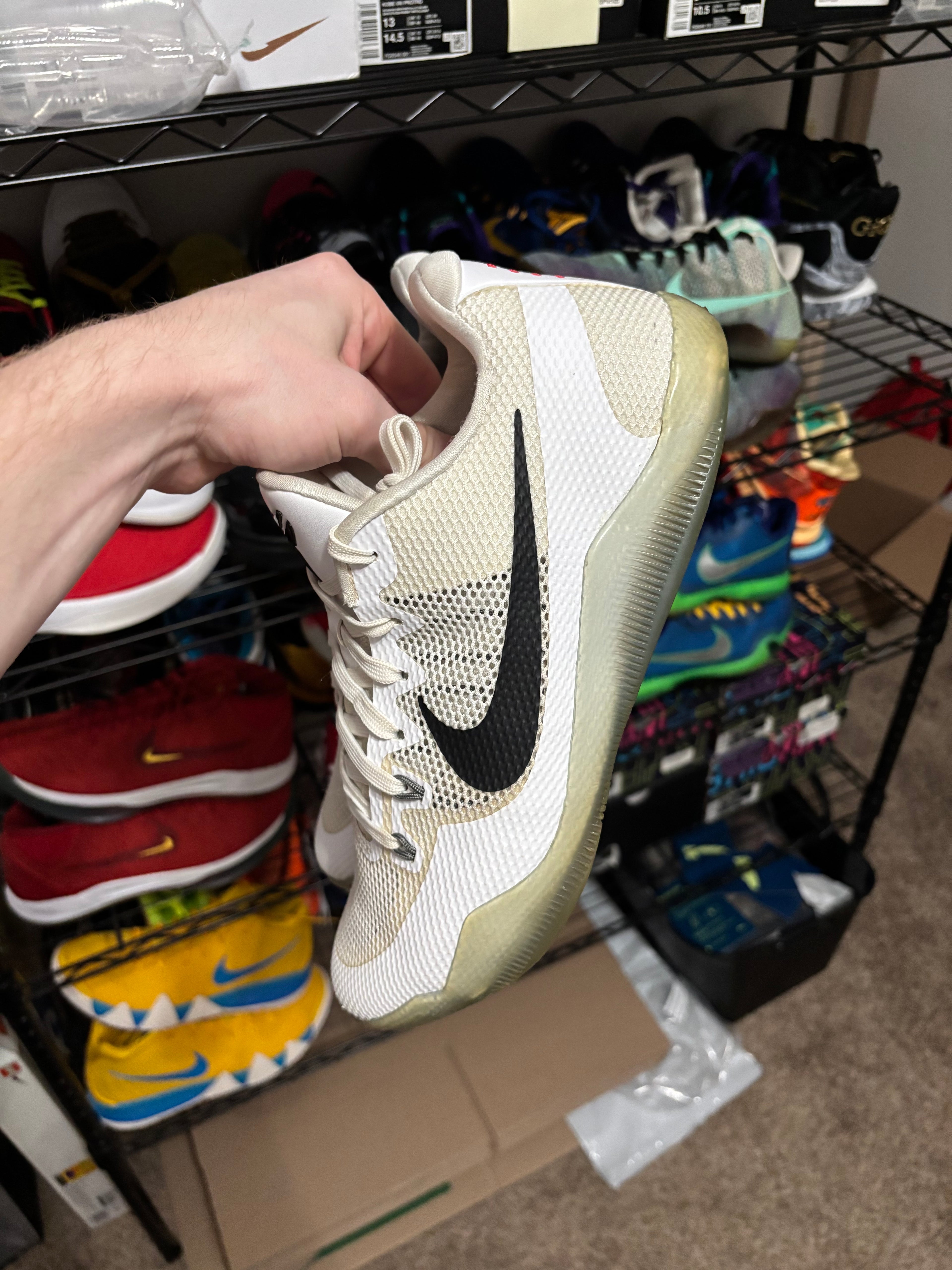 Size 11 - Nike Kobe 11 Fundamental