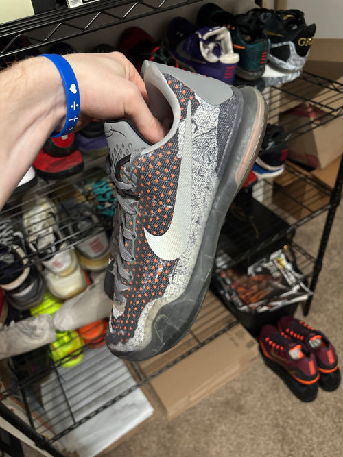 Size 10.5 - Nike Kobe 10 Pain