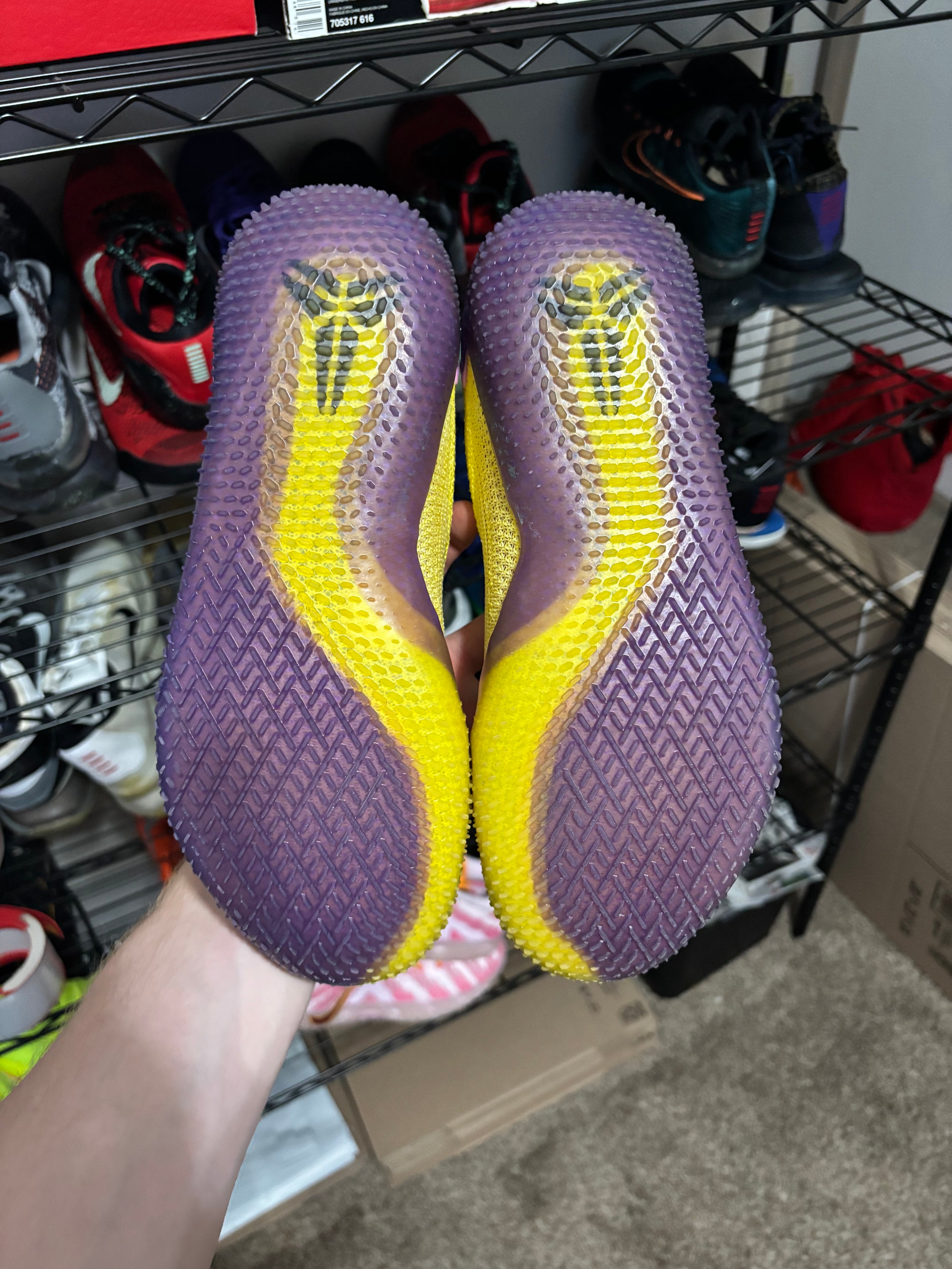 Size 9 - Kobe Nxt 360 Yellow Strike