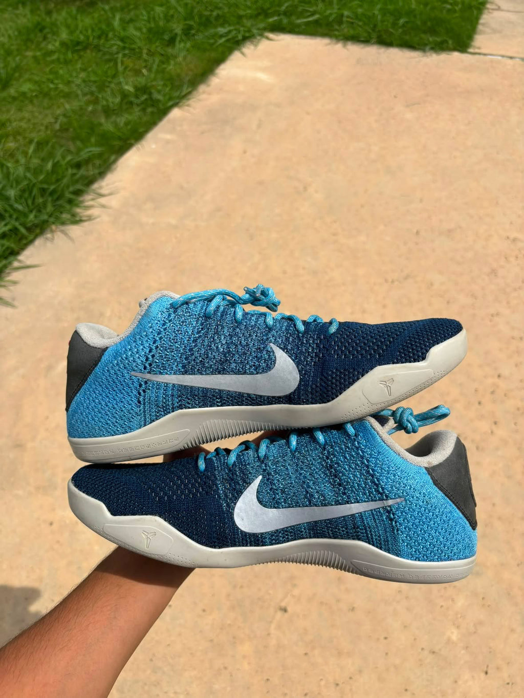Size 11.5 - Kobe 11 Brave Blue