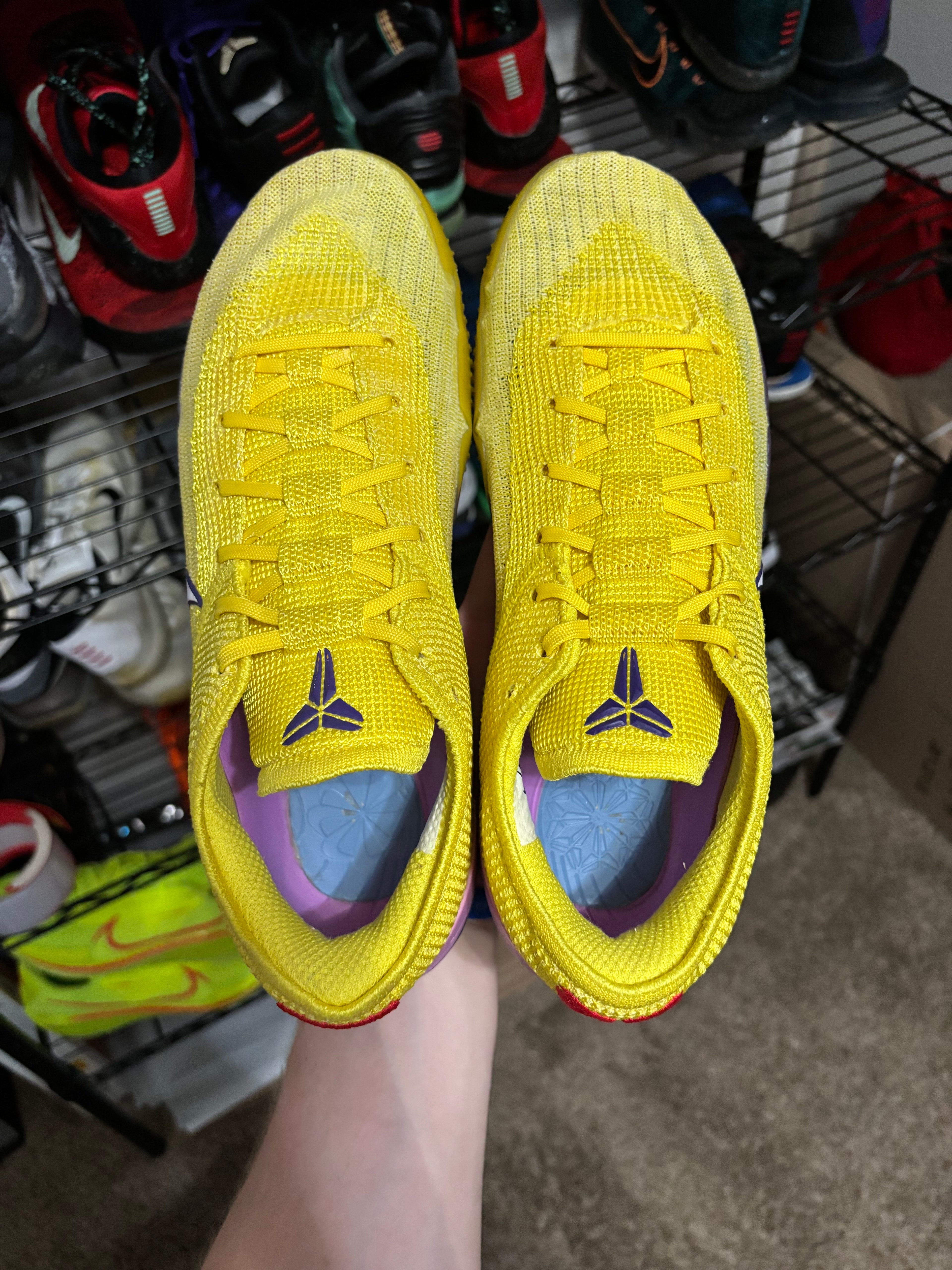 Size 9 - Kobe Nxt 360 Yellow Strike