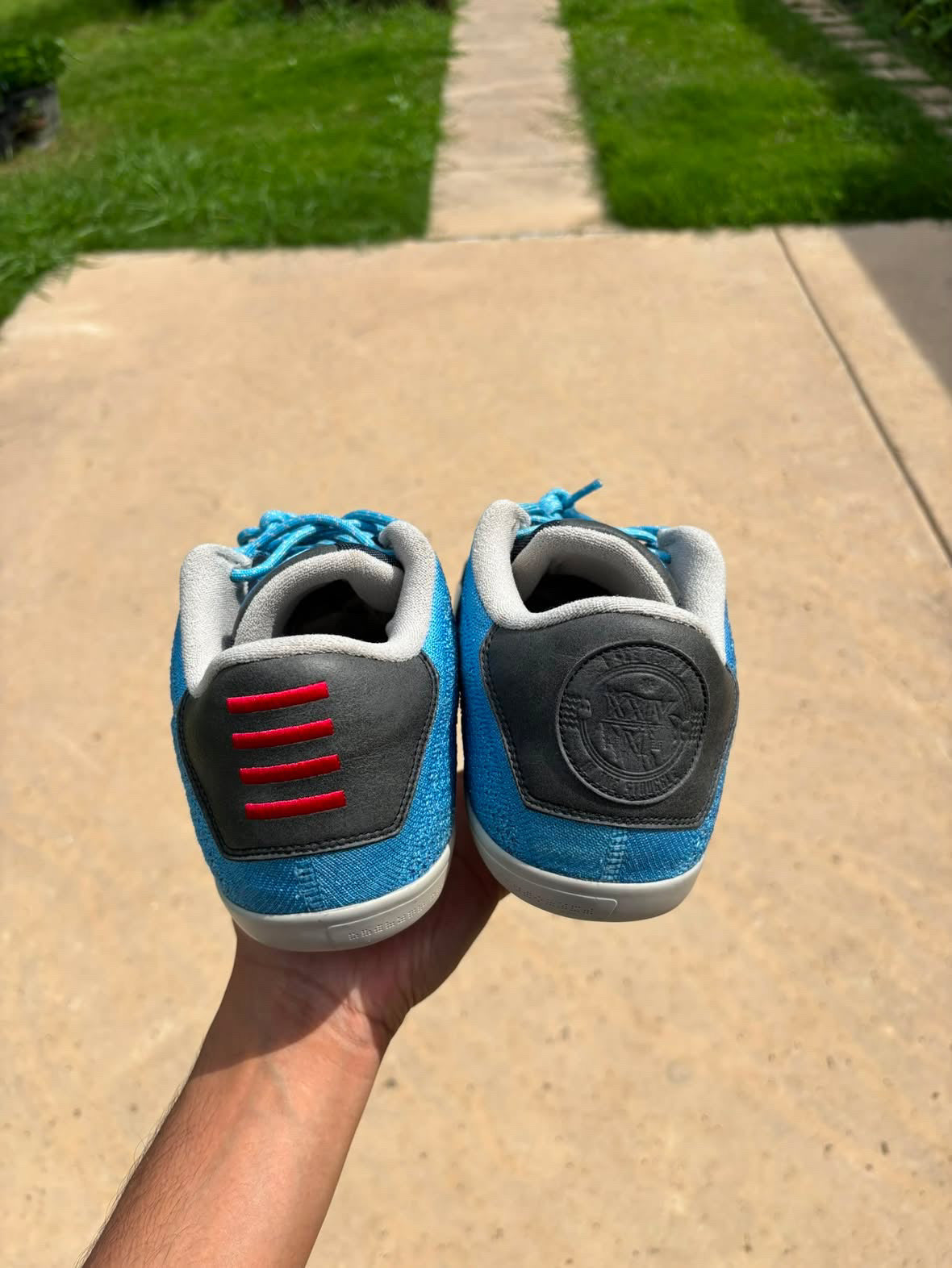 Size 11.5 - Kobe 11 Brave Blue
