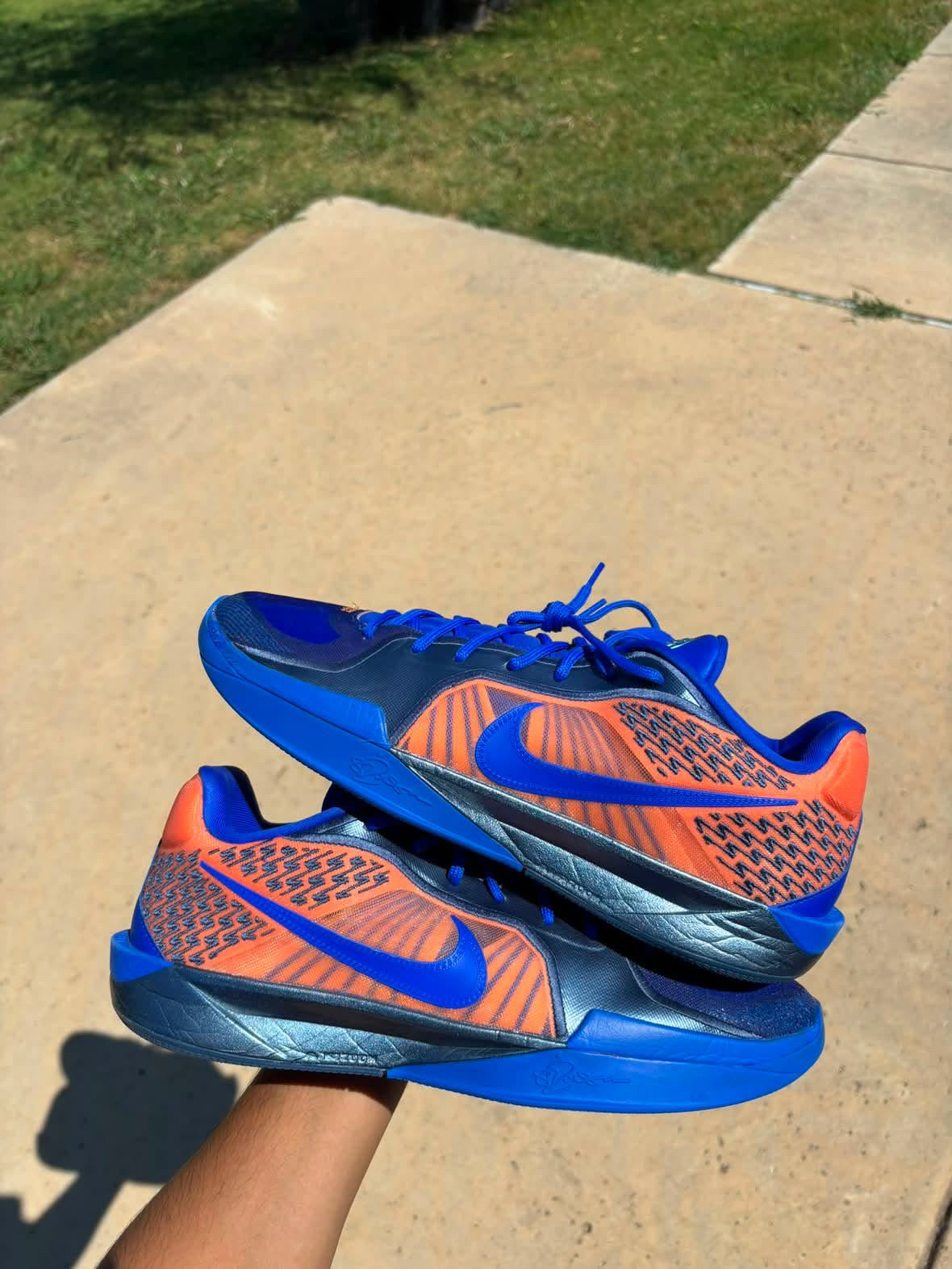 Mens Size 13/ Women’s Size 14.5 - Nike Sabrina 2 Eybl Nationals